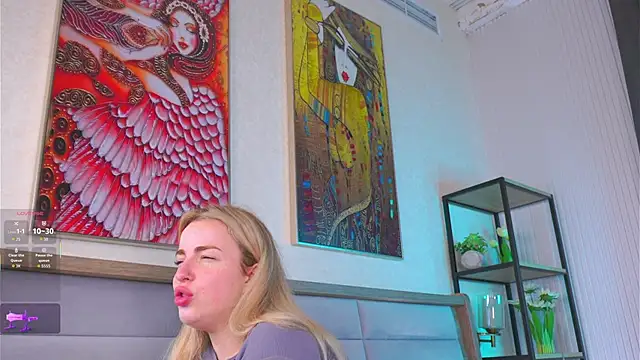 LiliBanger online show from June 29, 2026, 4:19 am