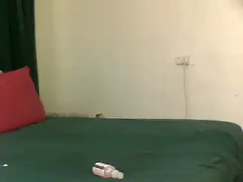 Snapshot of dirasweetlipsxx chatting on February 1, 2025, 11:10 am dirasweetlipsxx online show from February 1, 2025, 11:10 am