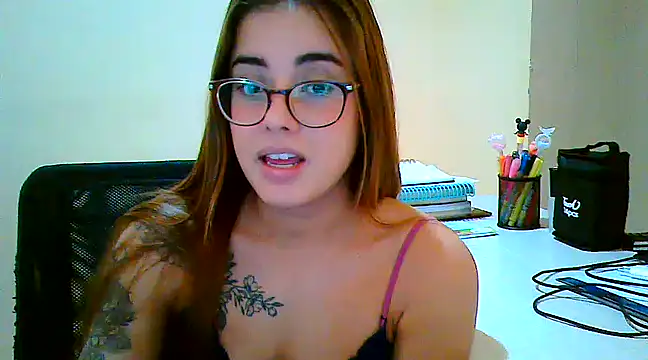 maliamiller online show from March 19, 2025, 9:06 am