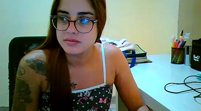 maliamiller online show from March 21, 2025, 2:18 pm