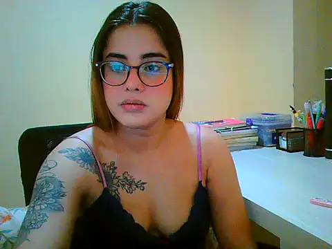 maliamiller online show from November 7, 2025, 9:31 am