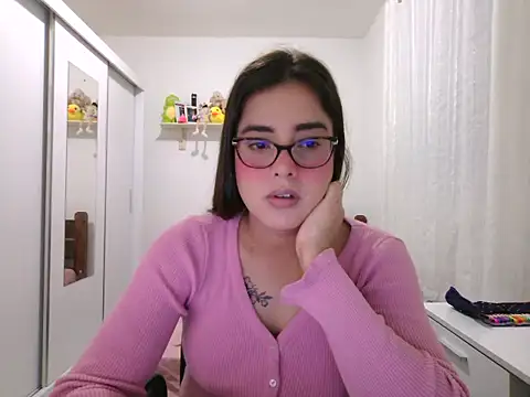 maliamiller online show from May 24, 2026, 8:47 pm