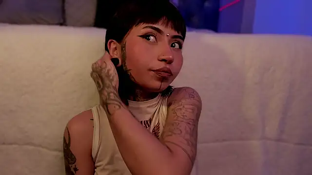 Evangeline bell online show from December 18, 2024, 6:14 pm