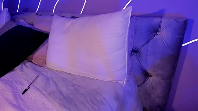 Evangeline bell online show from January 16, 2025, 6:06 pm