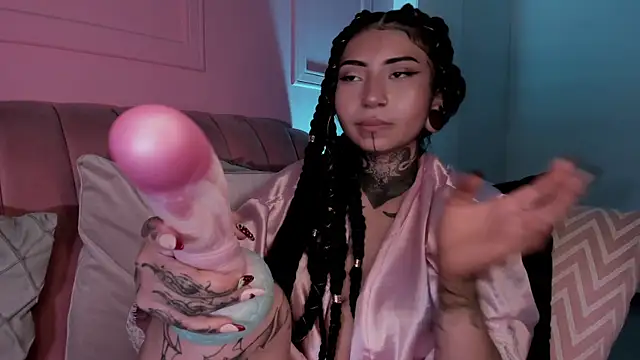 Evangeline bell online show from February 28, 2025, 6:31 pm