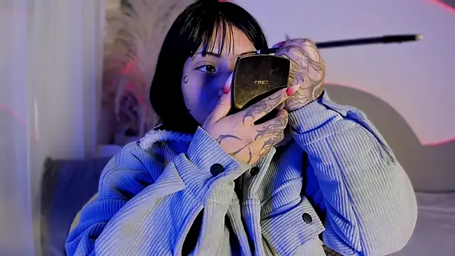 Evangeline bell online show from September 23, 2025, 11:57 am