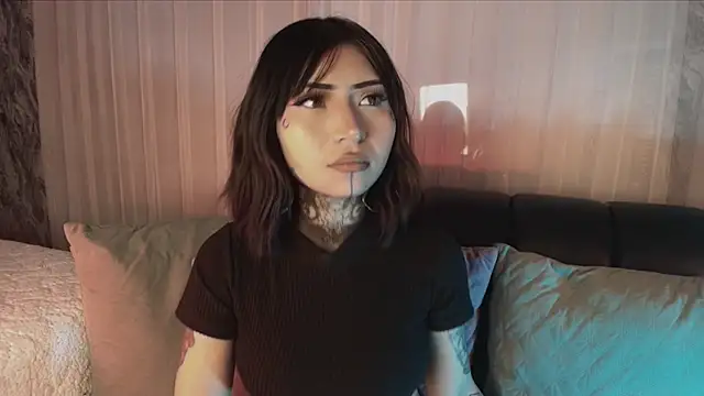 Evangeline bell online show from November 28, 2025, 11:07 pm