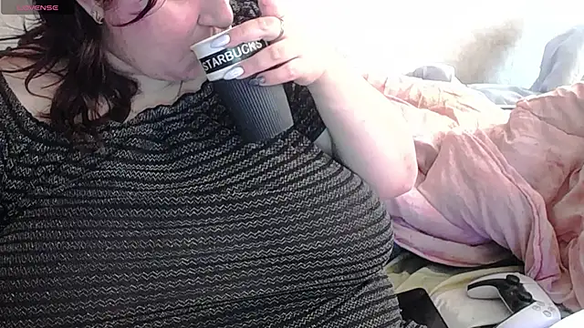 lisa Black00 online show from October 29, 2025, 8:27 am