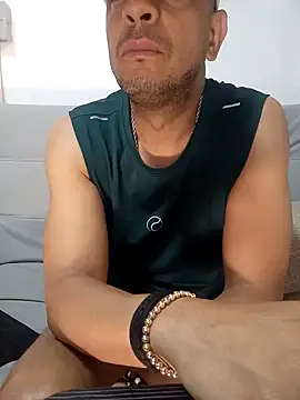 Snapshot of latinmartin73 chatting on February 1, 2025, 3:39 pm latinmartin73 online show from February 1, 2025, 3:39 pm