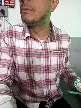 Snapshot of latinmartin73 chatting on February 10, 2025, 11:55 pm latinmartin73 online show from February 10, 2025, 11:55 pm