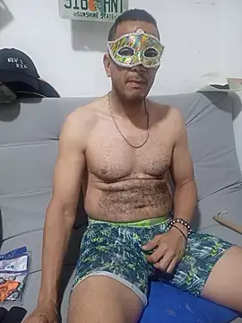 Snapshot of latinmartin73 chatting on November 9, 2025, 8:29 pm latinmartin73 online show from November 9, 2025, 8:29 pm