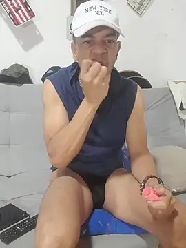 Snapshot of latinmartin73 chatting on November 16, 2025, 1:06 pm latinmartin73 online show from November 16, 2025, 1:06 pm