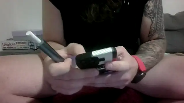 BrodatyZbir84 online show from September 19, 2025, 9:04 pm