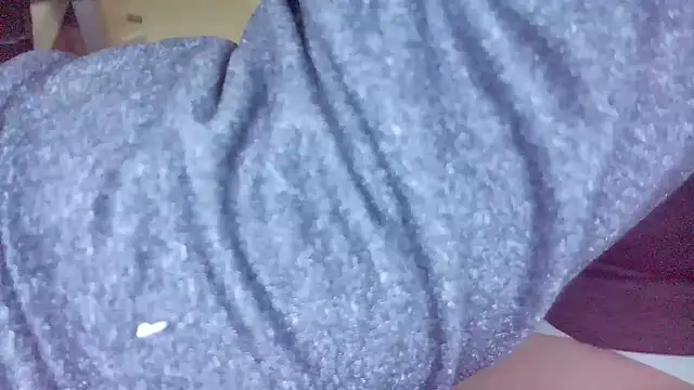 huzi518 online show from March 4, 2025, 4:30 pm