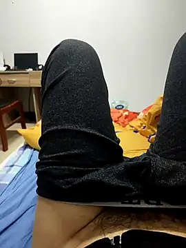 huzi518 online show from March 14, 2025, 12:29 pm