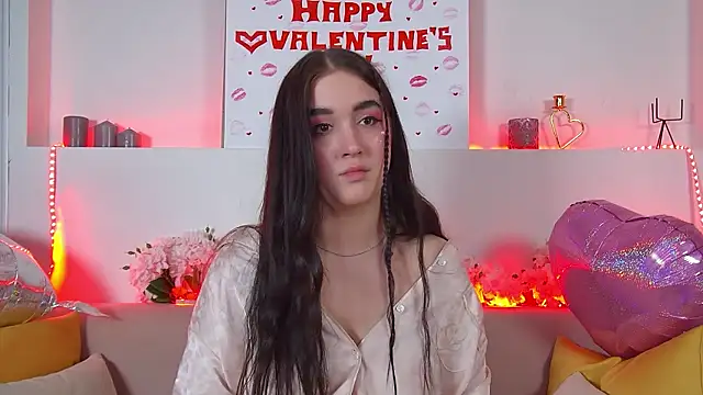 Snapshot of ChristinaMilton chatting on February 15, 2025, 1:10 am ChristinaMilton online show from February 15, 2025, 1:10 am