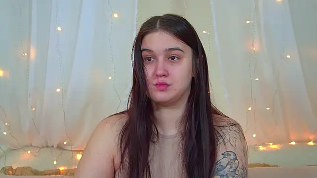 Snapshot of ChristinaMilton chatting on February 27, 2026, 6:08 pm ChristinaMilton online show from February 27, 2026, 6:08 pm