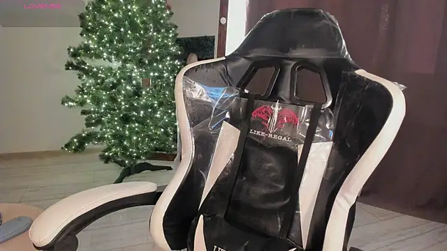 Lana Younes online show from January 20, 2025, 12:49 pm