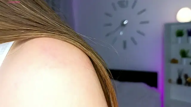 Snapshot of aryamirelle chatting on December 12, 2024, 11:03 pm aryamirelle online show from December 12, 2024, 11:03 pm