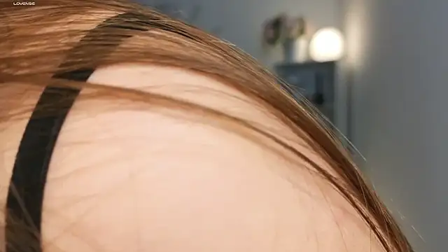 Snapshot of aryamirelle chatting on February 12, 2025, 6:51 pm aryamirelle online show from February 12, 2025, 6:51 pm