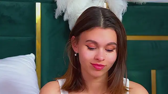 PollyLanders online show from September 30, 2025, 6:29 am