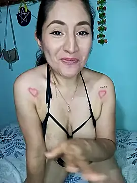 Snapshot of ELISA_90 chatting on February 13, 2025, 2:23 am ELISA 90 online show from February 13, 2025, 2:23 am