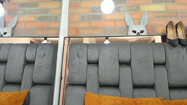 JESSYCORTES online show from October 15, 2025, 2:28 pm