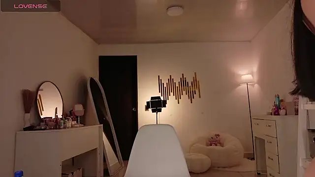 Snapshot of Sarah_cam06 chatting on January 8, 2026, 2:47 am Sarah cam06 online show from January 8, 2026, 2:47 am