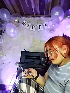 SophiaWeestt99 online show from March 11, 2025, 4:43 am