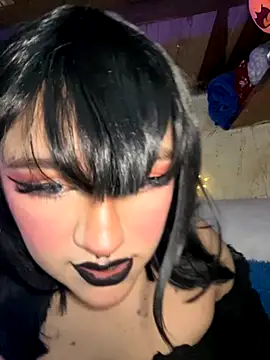 SophiaWeestt99 online show from November 16, 2025, 2:39 am