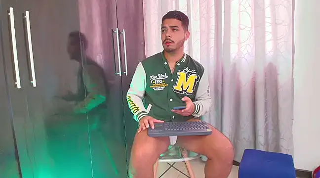 thiagowes online show from December 5, 2024, 5:17 pm