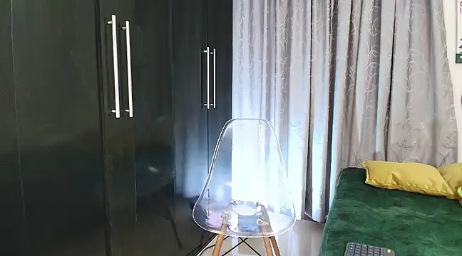 thiagowes online show from December 23, 2024, 3:18 am