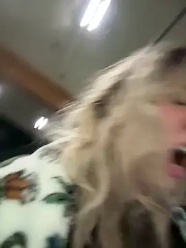 M1ssyk1ssy online show from December 29, 2024, 9:09 pm