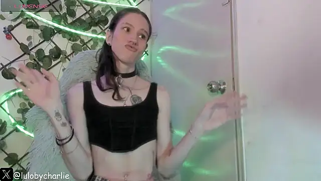 Snapshot of vodkadelulo chatting on January 17, 2026, 2:38 am vodkadelulo online show from January 17, 2026, 2:38 am