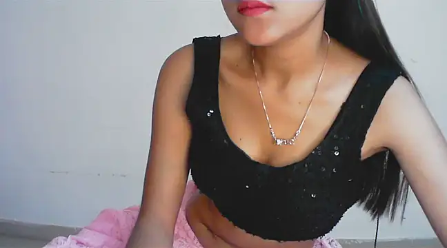 collage hoty online show from February 24, 2025, 7:52 pm