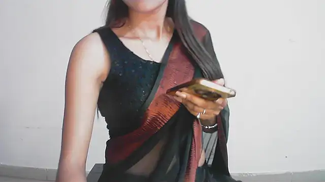 collage hoty online show from February 26, 2025, 7:49 pm