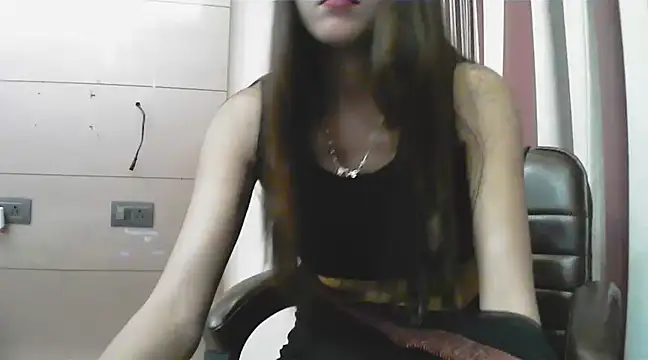 collage hoty online show from March 13, 2025, 4:45 pm