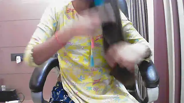 collage hoty online show from September 30, 2025, 4:56 pm