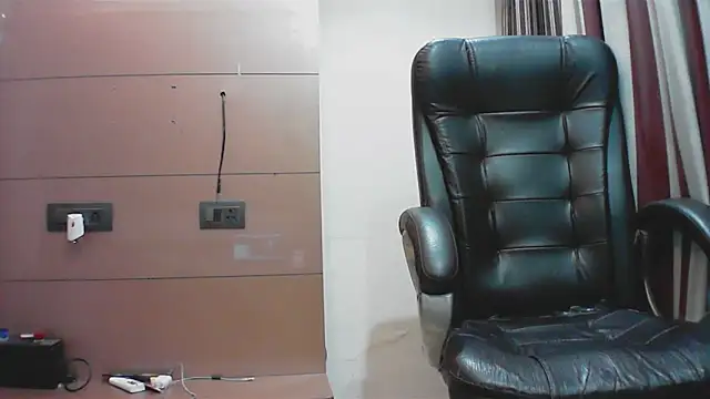 collage hoty online show from October 2, 2025, 4:47 pm