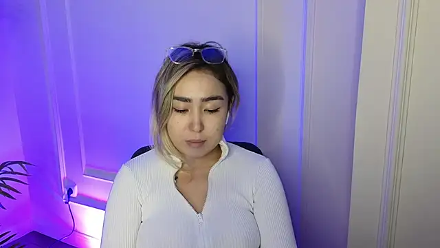 Snapshot of Deiri_Delightful chatting on December 5, 2024, 12:00 pm Deiri Delightful online show from December 5, 2024, 12:00 pm