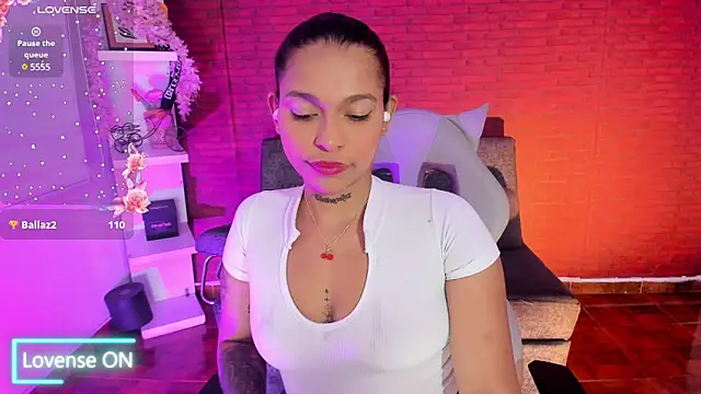 Snapshot of samantha_simur chatting on January 26, 2025, 3:27 am samantha simur online show from January 26, 2025, 3:27 am