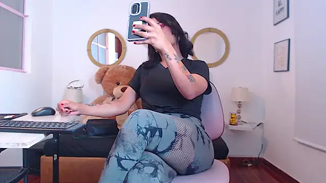 Snapshot of zoe_hecate_sexx chatting on December 17, 2025, 12:27 am zoe hecate sexx online show from December 17, 2025, 12:27 am