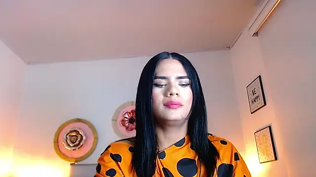 zoe hecate sexx online show from July 6, 2026, 10:34 am