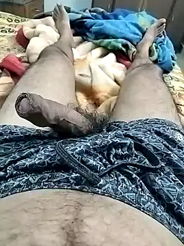 Snapshot of luckylads0037 chatting on January 5, 2025, 5:41 pm luckylads0037 online show from January 5, 2025, 5:41 pm