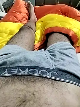 Snapshot of luckylads0037 chatting on December 20, 2025, 5:31 pm luckylads0037 online show from December 20, 2025, 5:31 pm