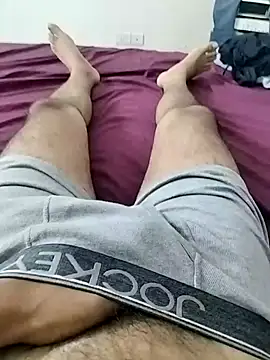 Snapshot of luckylads0037 chatting on March 9, 2026, 7:40 pm luckylads0037 online show from March 9, 2026, 7:40 pm