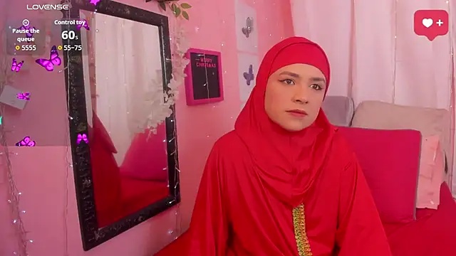 Snapshot of AliaAsad chatting on December 19, 2025, 12:12 pm AliaAsad online show from December 19, 2025, 12:12 pm