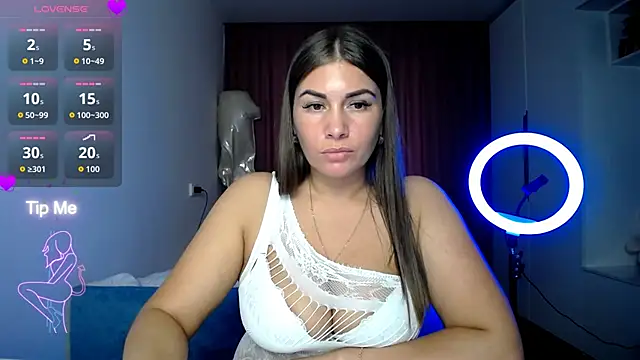 Snapshot of LinaSparks chatting on March 18, 2026, 2:20 pm LinaSparks online show from March 18, 2026, 2:20 pm