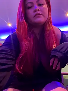 lia moon77 online show from December 17, 2025, 10:27 pm