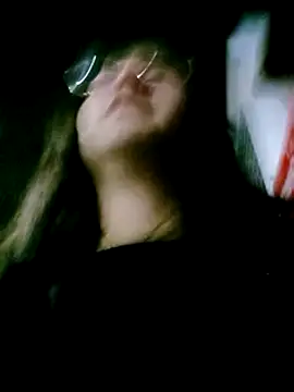 Snapshot of lara_moon25 chatting on January 6, 2025, 11:42 pm lara moon25 online show from January 6, 2025, 11:42 pm